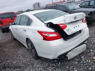 2017 Nissan Altima 2.5 SV with VIN 1N4AL3AP4HC173612, listed as a IAAI auction lot 41913418 with 146,911 mi miles. Bid and sale history available at carsss.com. Image 3.