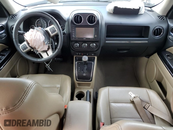 2012 Jeep Patriot Limited z VIN 1C4NJPCB2CD619284, wystawiony jako Copart lot #85903024 z przebiegiem Nie podano mil oraz Szkoda całkowita • Salvage title. Historia ofert i sprzedaży dostępna na DreamBid. Obrazek 8.