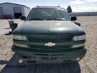 2004 Chevrolet Suburban LT with VIN 3GNFK16T24G168520, listed as a Copart auction lot 64969795 with 215,145 mi miles and Salvage title. Bid and sale history available at DreamBid. Image 5.