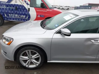 2015 Volkswagen Passat SE с VIN 1VWBV7A39FC031487, выставлен на аукционе IAAI как лот 41945088 с пробегом 171 742 миль миль и . История ставок и продаж доступна на DreamBid. Изображение 18.