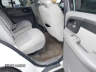 2009 GMC Envoy SLE with VIN 1GKDS33S892108589, listed as a IAAI auction lot 41883738 with 172,027 mi miles. Bid and sale history available at carsss.com. Image 8.
