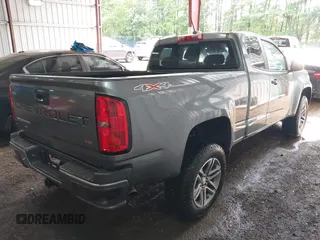 2022 Chevrolet Colorado 4WD LT z VIN 1GCHTCEN3N1223487, wystawiony jako IAAI lot #42404173 z przebiegiem 19 921 mil mil oraz . Historia ofert i sprzedaży dostępna na DreamBid. Obrazek 4.