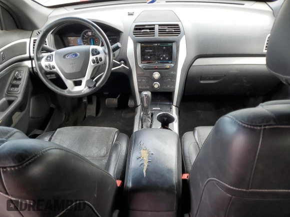 2015 Ford Explorer XLT with VIN 1FM5K8D87FGA25102, listed as a Copart auction lot 44557625 with 194,842 mi miles and Salvage Title. Bid and sale history available at carsss.com. Image 8.