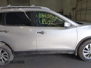 2014 Nissan Rogue SL with VIN 5N1AT2MV8EC873610, listed as a IAAI auction lot 41843987 with 179,226 mi miles. Bid and sale history available at carsss.com. Image 14.