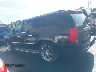 2009 Cadillac Escalade ESV z VIN 1GYFK26279R270175, wystawiony jako IAAI lot #42349456 z przebiegiem 189 172 mil mil oraz . Historia ofert i sprzedaży dostępna na DreamBid. Obrazek 14.