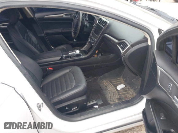 2018 Ford Fusion SE with VIN 3FA6P0HD6JR175468, listed as a IAAI auction lot 41989293 with 107,273 mi miles. Bid and sale history available at carsss.com. Image 5.