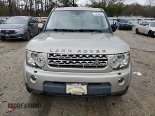 2011 Land Rover LR4 HSE with VIN SALAG2D46BA558420, listed as a Copart auction lot 49062255 with 136,409 mi miles and Salvage Title. Bid and sale history available at DreamBid. Image 5.