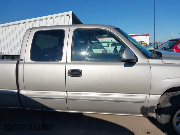2006 Chevrolet Silverado 1500 Work Truck with VIN 1GCEC19X86Z240775, listed as a IAAI auction lot 41878620 with 198,686 mi miles. Bid and sale history available at carsss.com. Image 13.