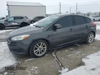 2015 Ford Focus SE with VIN 1FADP3K20FL295367, listed as a Copart auction lot 43530375 with 112,481 mi miles and Salvage Title. Bid and sale history available at carsss.com. Image 1.