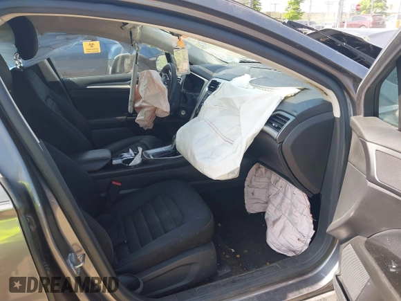 2013 Ford Fusion SE with VIN 3FA6P0H70DR190921, listed as a IAAI auction lot 42258039 with Not provided miles and . Bid and sale history available at DreamBid. Image 5.
