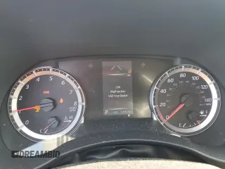 2021 Toyota Highlander L z VIN 5TDZZRAH2MS067837, wystawiony jako Copart lot #57457195 z przebiegiem 53 904 mil mil oraz Szkoda całkowita • Salvage title. Historia ofert i sprzedaży dostępna na DreamBid. Obrazek 9.