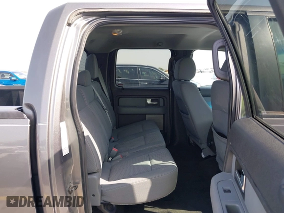 2014 Ford F-150 XL with VIN 1FTEW1CM9EFA19241, listed as a IAAI auction lot 42310150 with 139,041 mi miles and . Bid and sale history available at DreamBid. Image 8.