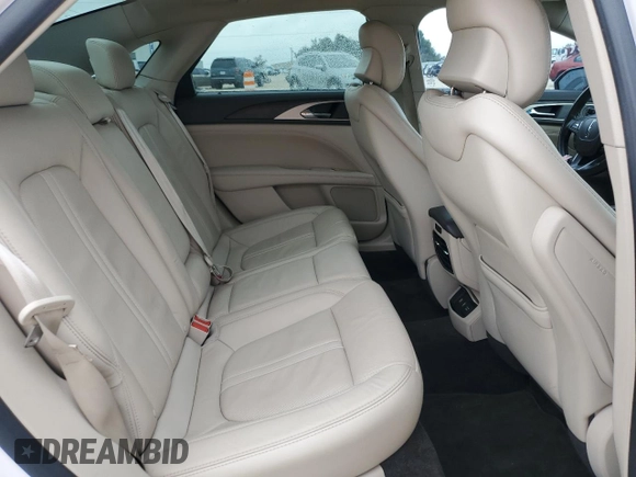 2018 Lincoln MKZ Hybrid Reserve with VIN 3LN6L5MU5JR605267, listed as a Copart auction lot 82823214 with 89,552 mi miles and Salvage title. Bid and sale history available at DreamBid. Image 10.