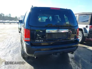 2010 Honda Pilot Touring with VIN 5FNYF4H95AB030531, listed as a IAAI auction lot 41441088 with 274,185 mi miles and . Bid and sale history available at carsss.com. Image 16.