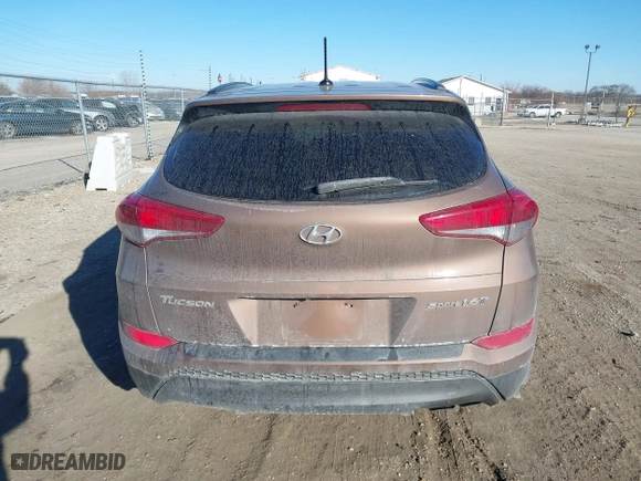 2016 Hyundai Tucson Sport with VIN KM8J33A20GU183234, listed as a IAAI auction lot 41429777 with 113,077 mi miles. Bid and sale history available at carsss.com. Image 17.