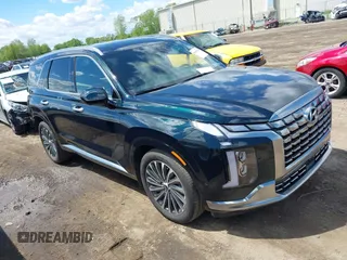 2024 Hyundai Palisade Calligraphy z VIN KM8R7DGE0RU691284, wystawiony jako IAAI lot #39405298 z przebiegiem 3 767 mil mil oraz . Historia ofert i sprzedaży dostępna na DreamBid. Obrazek 1.
