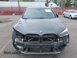 2016 BMW X1 xDrive28i with VIN WBXHT3C32GP886084, listed as a IAAI auction lot 41895754 with 85,662 mi miles and . Bid and sale history available at DreamBid. Image 13.