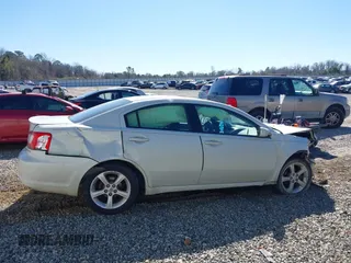 2009 Mitsubishi Galant ES with VIN 4A3AB36F29E004866, listed as a IAAI auction lot 41680960 with 177,714 mi miles. Bid and sale history available at carsss.com. Image 14.