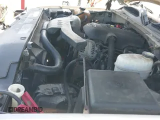 2005 Chevrolet Tahoe LT с VIN 1GNEC13T85R205097, выставлен на аукционе IAAI как лот 42896546 с пробегом 267 121 миль миль и . История ставок и продаж доступна на DreamBid. Изображение 19.