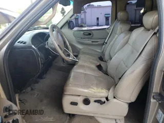 2001 Ford F-150 XL с VIN 1FTRX17L61NB04439, выставлен на аукционе Copart как лот 57389125 с пробегом Не указан миль и Списание • Salvage title. История ставок и продаж доступна на DreamBid. Изображение 7.