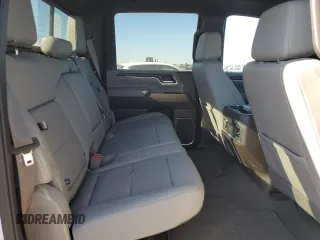 2024 GMC Sierra 3500HD SLT z VIN 1GT49UEY9RF105532, wystawiony jako Copart lot #61956334 z przebiegiem 12 996 mil mil oraz Tytuł czysty. Historia ofert i sprzedaży dostępna na DreamBid. Obrazek 10.