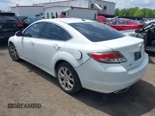 2011 Mazda 6 S Touring Plus with VIN 1YVHZ8CB5B5M18929, listed as a IAAI auction lot 42137560 with 202,040 mi miles and . Bid and sale history available at carsss.com. Image 3.
