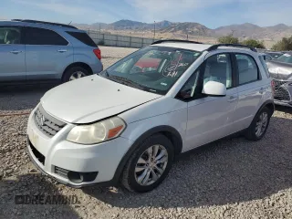 2013 Suzuki SX4 with VIN JS2YB5A47D6100469, listed as a Copart auction lot 72170814 with 67,748 mi miles and Salvage Title. Bid and sale history available at DreamBid. Image 1.