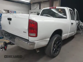 2005 Dodge 1500 SLT with VIN 1D7HA18D75J600860, listed as a IAAI auction lot 41841239 with 159,088 mi miles. Bid and sale history available at carsss.com. Image 4.