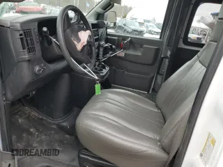 2016 Chevrolet Express Cargo with VIN 1GCWGAFFXG1170085, listed as a Copart auction lot 44425025 with 34,880 mi miles and Salvage title. Bid and sale history available at DreamBid. Image 7.