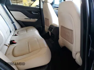 2017 Jaguar F-Pace 35t Prestige с VIN SADCK2BV4HA083194, выставлен на аукционе Copart как лот 58393425 с пробегом 92 212 миль миль и Чистый • Clean title. История ставок и продаж доступна на DreamBid. Изображение 10.