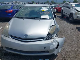 2007 Toyota Prius z VIN JTDKB20U677677900, wystawiony jako IAAI lot #42176780 z przebiegiem 246 442 mil mil oraz . Historia ofert i sprzedaży dostępna na DreamBid. Obrazek 6.