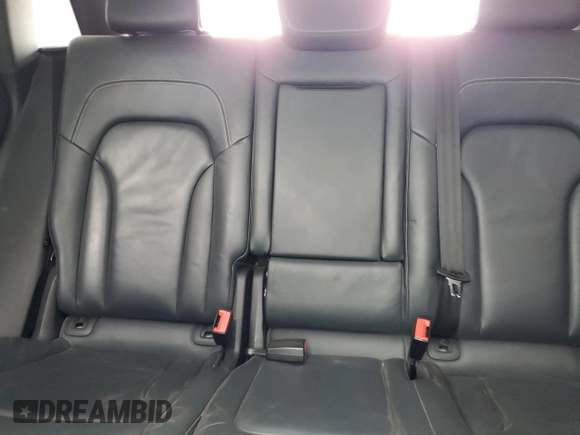 2014 Audi SQ5 Premium Plus z VIN WA1CGAFP6EA112249, wystawiony jako Copart lot #56583755 z przebiegiem 120 674 mil mil oraz Szkoda całkowita • Salvage title. Historia ofert i sprzedaży dostępna na DreamBid. Obrazek 10.