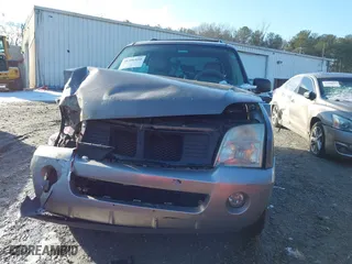 2003 Mercury Mountaineer Convenience with VIN 4M2DU66W93UJ19077, listed as a IAAI auction lot 41296559 with 164,143 mi miles. Bid and sale history available at carsss.com. Image 12.