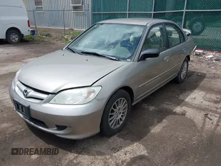 2005 Honda Civic LX z VIN 2HGES16555H579290, wystawiony jako IAAI lot #42190612 z przebiegiem 128 019 mil mil oraz . Historia ofert i sprzedaży dostępna na DreamBid. Obrazek 2.