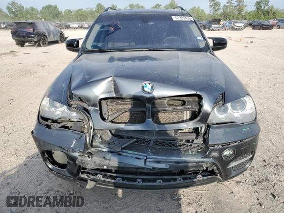 2013 BMW X5 xDrive35i z VIN 5UXZV4C50D0B11663, wystawiony jako Copart lot #53285435 z przebiegiem 109 818 mil mil oraz Szkody całkowita. Historia ofert i sprzedaży dostępna na DreamBid. Obrazek 5.