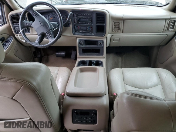 2004 Chevrolet Suburban Z71 with VIN 3GNFK16T04G200719, listed as a Copart auction lot 72781484 with 199,208 mi miles and Salvage Title. Bid and sale history available at carsss.com. Image 8.