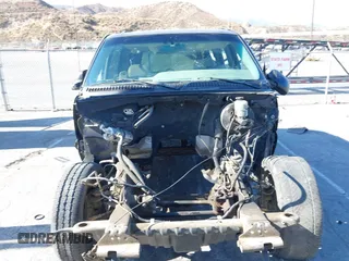 2002 Chevrolet Tahoe LT with VIN 1GNEC13T92R190931, listed as a IAAI auction lot 40059646 with 1 mi miles. Bid and sale history available at carsss.com. Image 12.