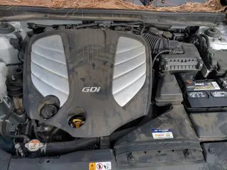 2017 Hyundai Azera with VIN KMHFG4JG2HA581950, listed as a IAAI auction lot 41368484 with 92,210 mi miles and . Bid and sale history available at DreamBid. Image 10.