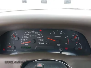 2004 Ford F-250 XL с VIN 1FTNX21P84EA26301, выставлен на аукционе IAAI как лот 42647558 с пробегом 340 277 миль миль и . История ставок и продаж доступна на DreamBid. Изображение 7.