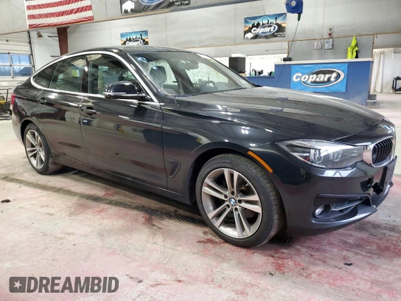 2019 BMW 3 Series 330i xDrive with VIN WBA8Z9C58KB220690, listed as a Copart auction lot 87442724 with 59,204 mi miles and Clean Title. Bid and sale history available at carsss.com. Image 4.