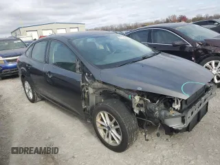 2017 Ford Focus SE with VIN 1FADP3F23HL346695, listed as a Copart auction lot 81313874 with 89,577 mi miles and Salvage title. Bid and sale history available at DreamBid. Image 4.