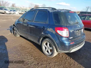 2008 Suzuki SX4 with VIN JS2YB413285101655, listed as a IAAI auction lot 41552760 with 180,736 mi miles. Bid and sale history available at carsss.com. Image 3.