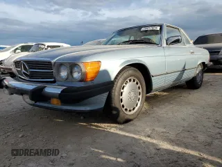 1986 Mercedes-Benz 560 with VIN WDBBA48D1GA037209, listed as a Copart auction lot 75417834 with 123,910 mi miles and Salvage Title. Bid and sale history available at carsss.com. Image 1.