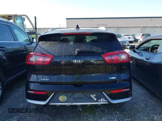 2018 Kia Niro LX with VIN KNDCB3LC4J5204528, listed as a IAAI auction lot 41559060 with 110,443 mi miles. Bid and sale history available at carsss.com. Image 17.