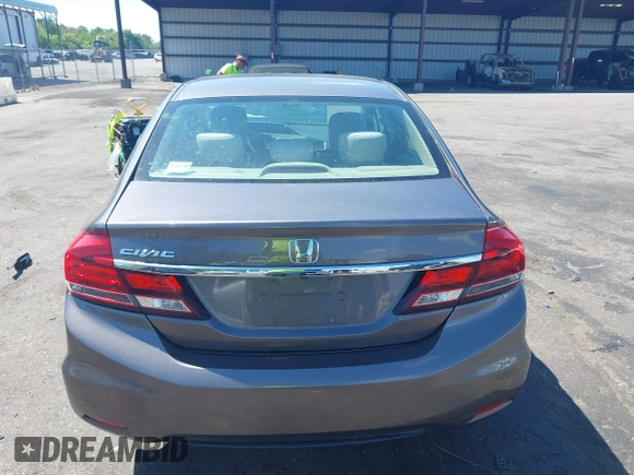 2015 Honda Civic Sedan LX with VIN 19XFB2F58FE082269, listed as a IAAI auction lot 42031294 with 105,260 mi miles. Bid and sale history available at carsss.com. Image 16.