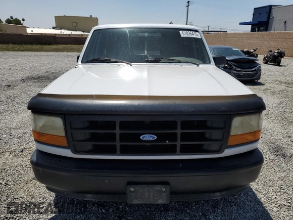 1996 Ford F-150 с VIN 1FTEF15Y3TLA34414, выставлен на аукционе Copart как лот 61026415 с пробегом 133 406 миль миль и Списание • Salvage title. История ставок и продаж доступна на DreamBid. Изображение 5.