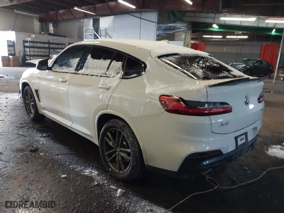 2019 BMW X4 xDrive30i with VIN 5UXUJ3C56KLG56553, listed as a IAAI auction lot 41365333 with 77,727 mi miles. Bid and sale history available at carsss.com. Image 3.