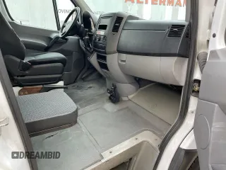 2011 Mercedes-Benz Sprinter Cargo Cargo with VIN WD3PE8CB5B5604980, listed as a Copart auction lot 87464074 with 412,111 mi miles and Clean Title. Bid and sale history available at DreamBid. Image 5.