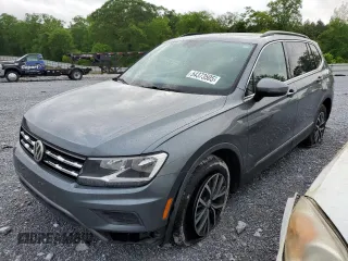 2018 Volkswagen Tiguan SEL z VIN 3VV3B7AX6JM202210, wystawiony jako Copart lot #54373505 z przebiegiem 159 638 mil mil oraz Szkoda całkowita • Salvage title. Historia ofert i sprzedaży dostępna na DreamBid. Obrazek 1.