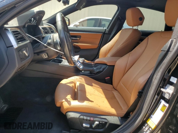 2020 BMW 4 Series 430i xDrive z VIN WBA4J3C06LBL11739, wystawiony jako Copart lot #68277434 z przebiegiem 30 752 mil mil oraz Czysty tytuł • Clean title. Historia ofert i sprzedaży dostępna na DreamBid. Obrazek 7.
